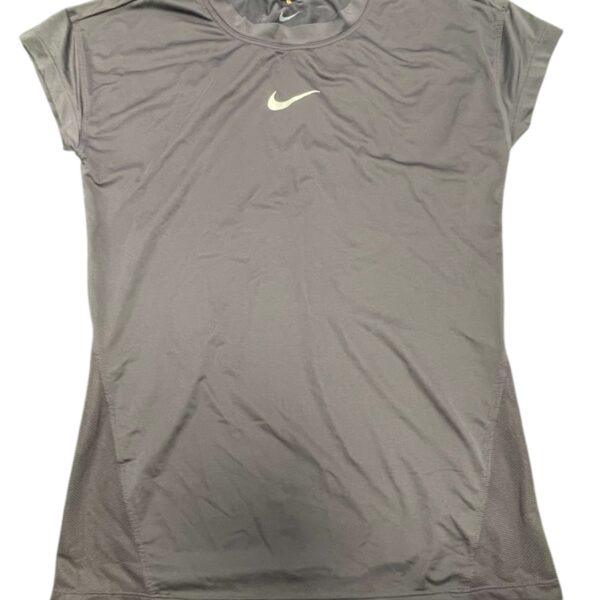 Nike treeningpluus, suurus S