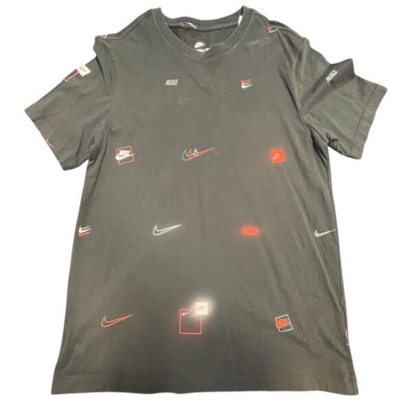 Nike T-särk, suurus M